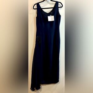 LUISA SPAGNOLI  Sz 42 100% Silk Sequin Floral Appliqué Pleated V-Neck Dress NEW